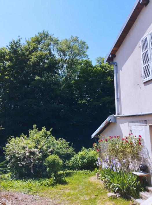 Les Glycines, un air de campagne à la ville Besançon Extérieur photo